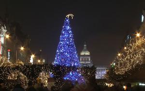 Thumbnail for Walk through a Wonderland during Christmas in Prague