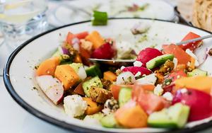 Thumbnail for Excellent Greek Restaurants to Visit in Prague
