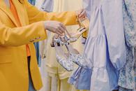Thumbnail for How to Dress in Spring in Prague? 