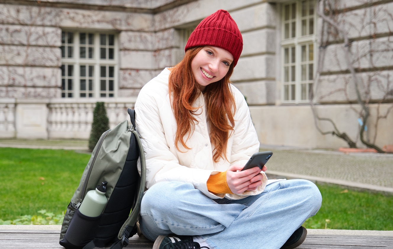 girl on mobile phone