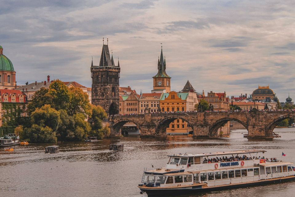 Cruise in Vltava River, Prague
